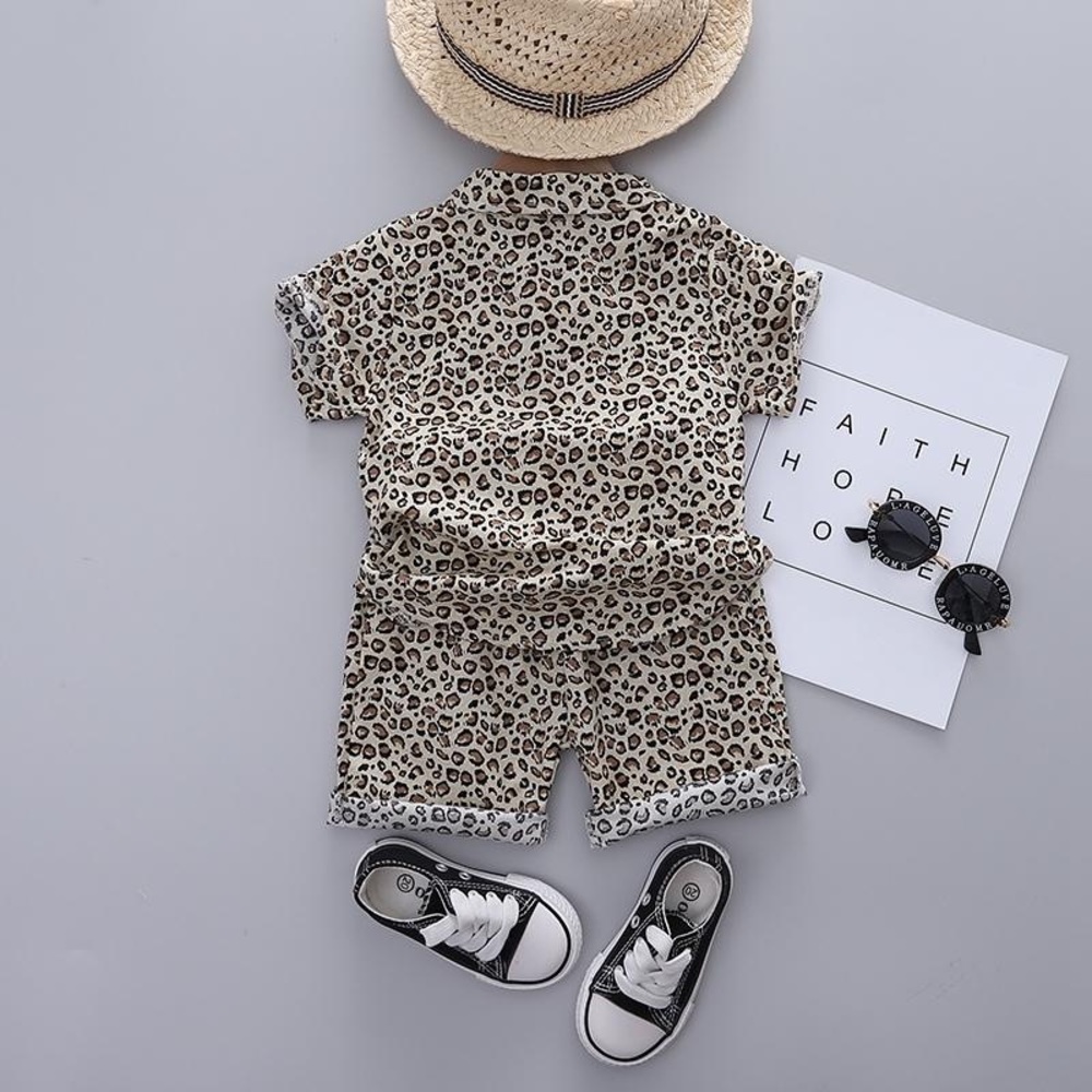 Brand New Unisex Leopard Toddler Set